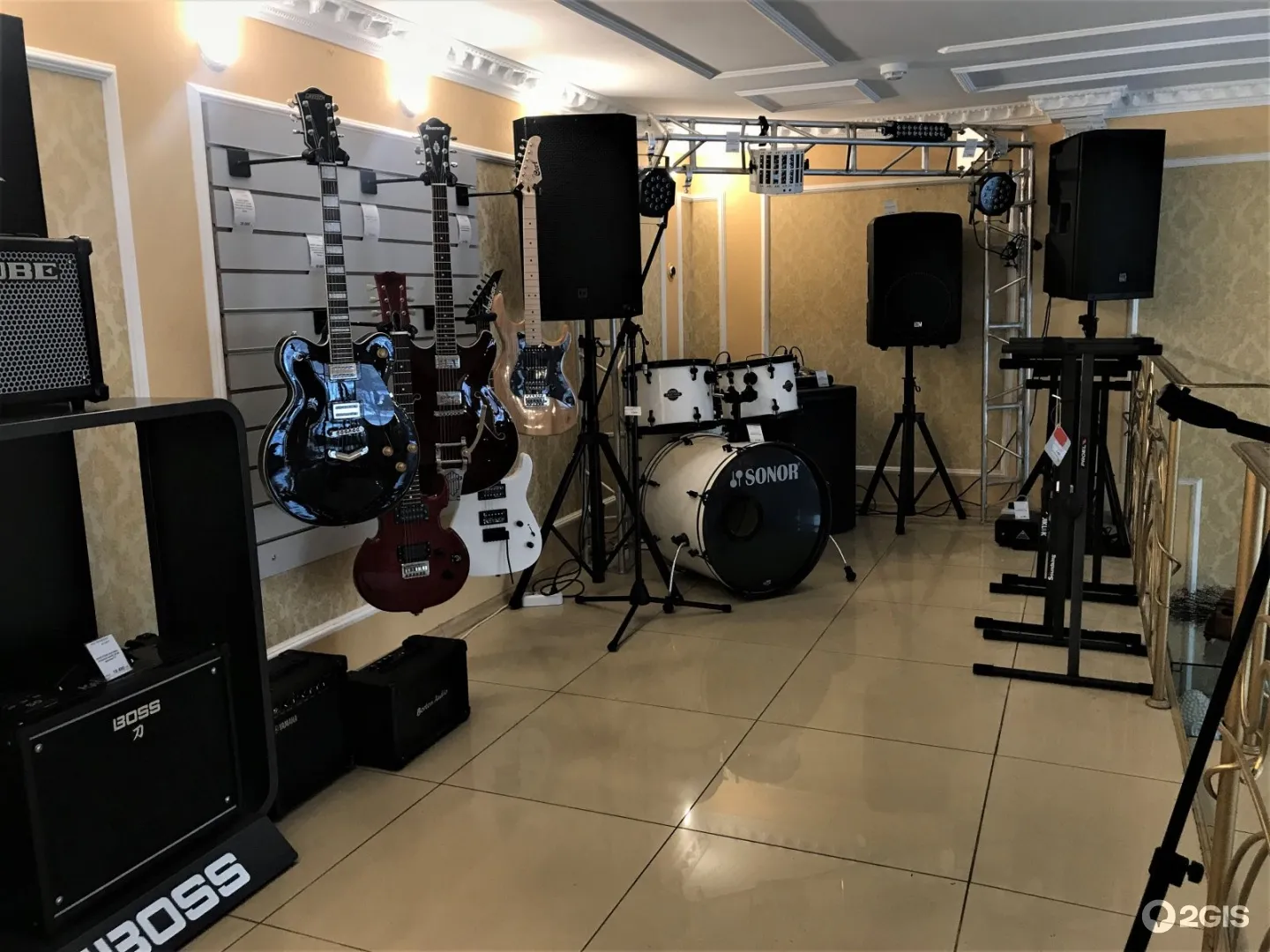 Professional sound, lighting and special effects for your event